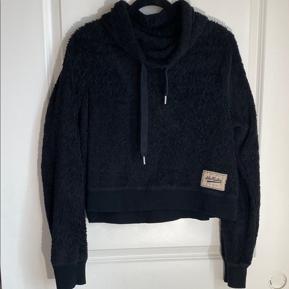 Hollister Sweaters - Hollister Black Textured Pullover size M